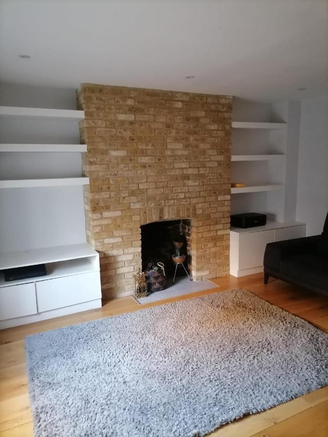 Garden Rooms 20 Min Walk From Camden Town & Kings Cross St Pancras Лондон Экстерьер фото