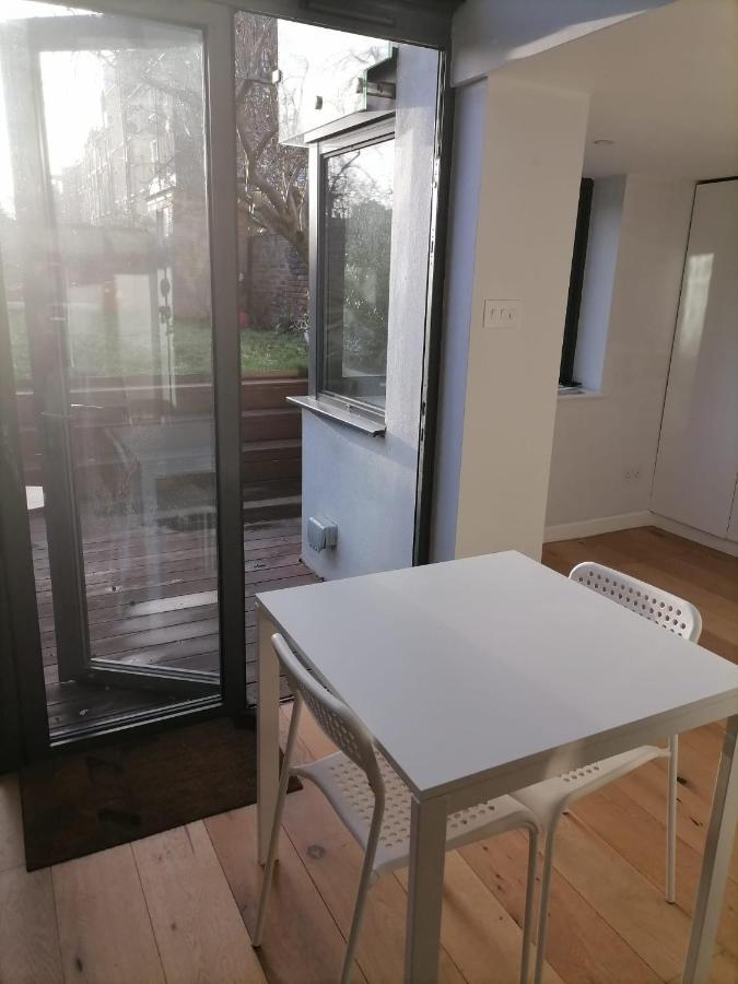 Garden Rooms 20 Min Walk From Camden Town & Kings Cross St Pancras Лондон Экстерьер фото